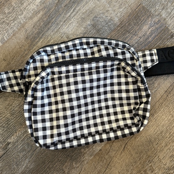 BAGGU Handbags - Baggu Gingham Black and White Fanny/Belt bag Crossbody